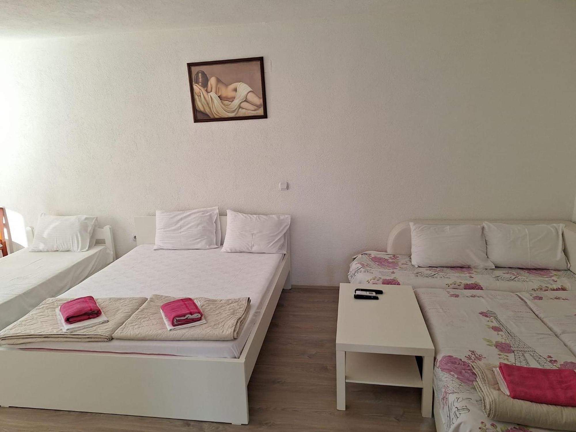 Apartments Ana Dojran Bagian luar foto